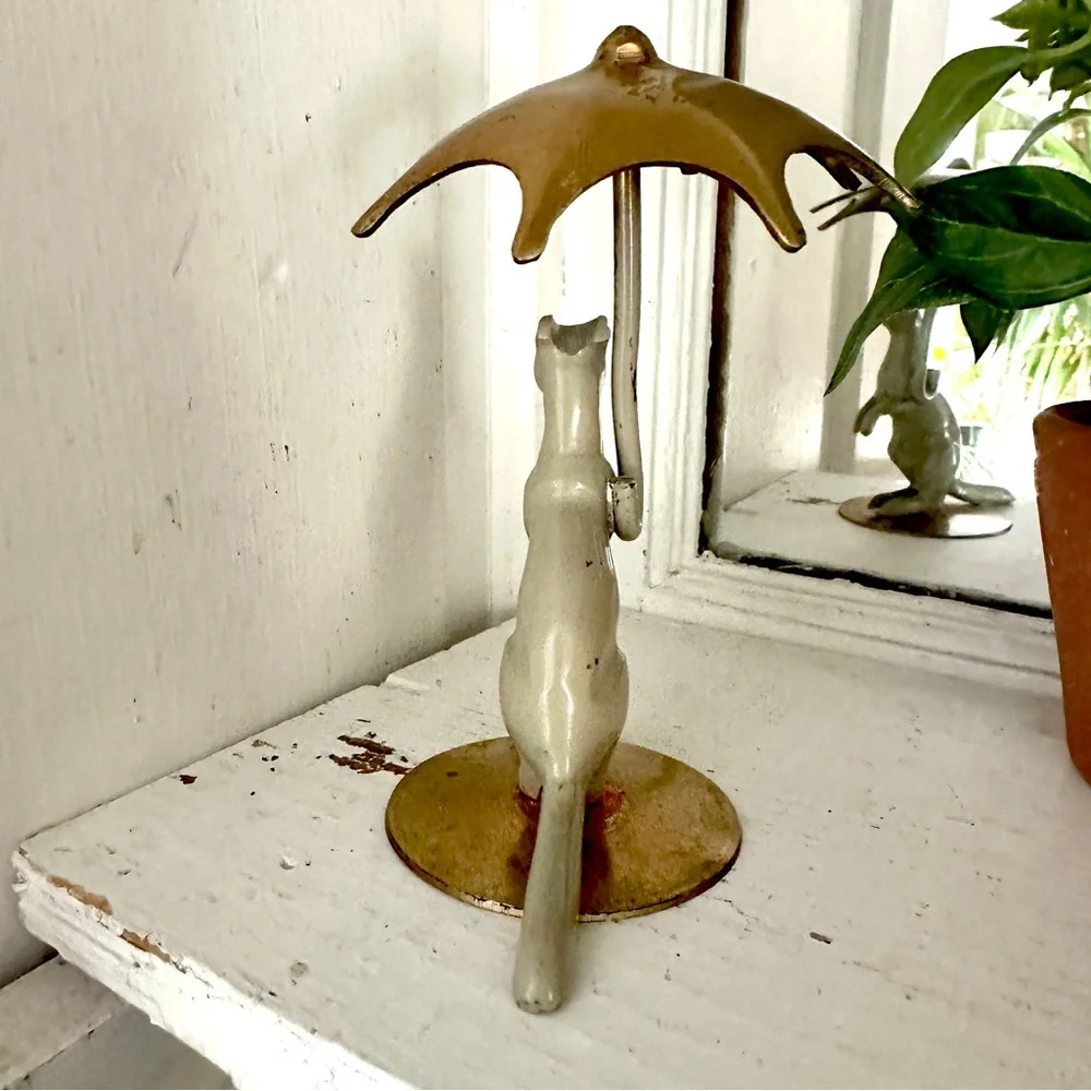 Vintage Brass Kangaroo with an Umbrella Figurine Statue Painted 5x4” Animal
